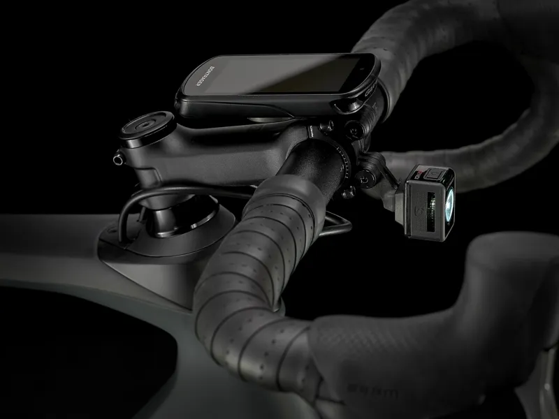 Trek Domane SL 7 eTap Gen 3 Disc Carbon Road Bike 2022 in Black-11